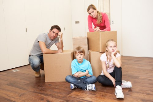 Packing and loading service for removals in Shepherdsbush