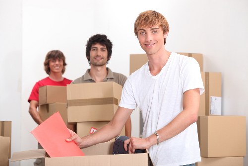 Careful packing and loading support for a Shepherdsbush apartment move